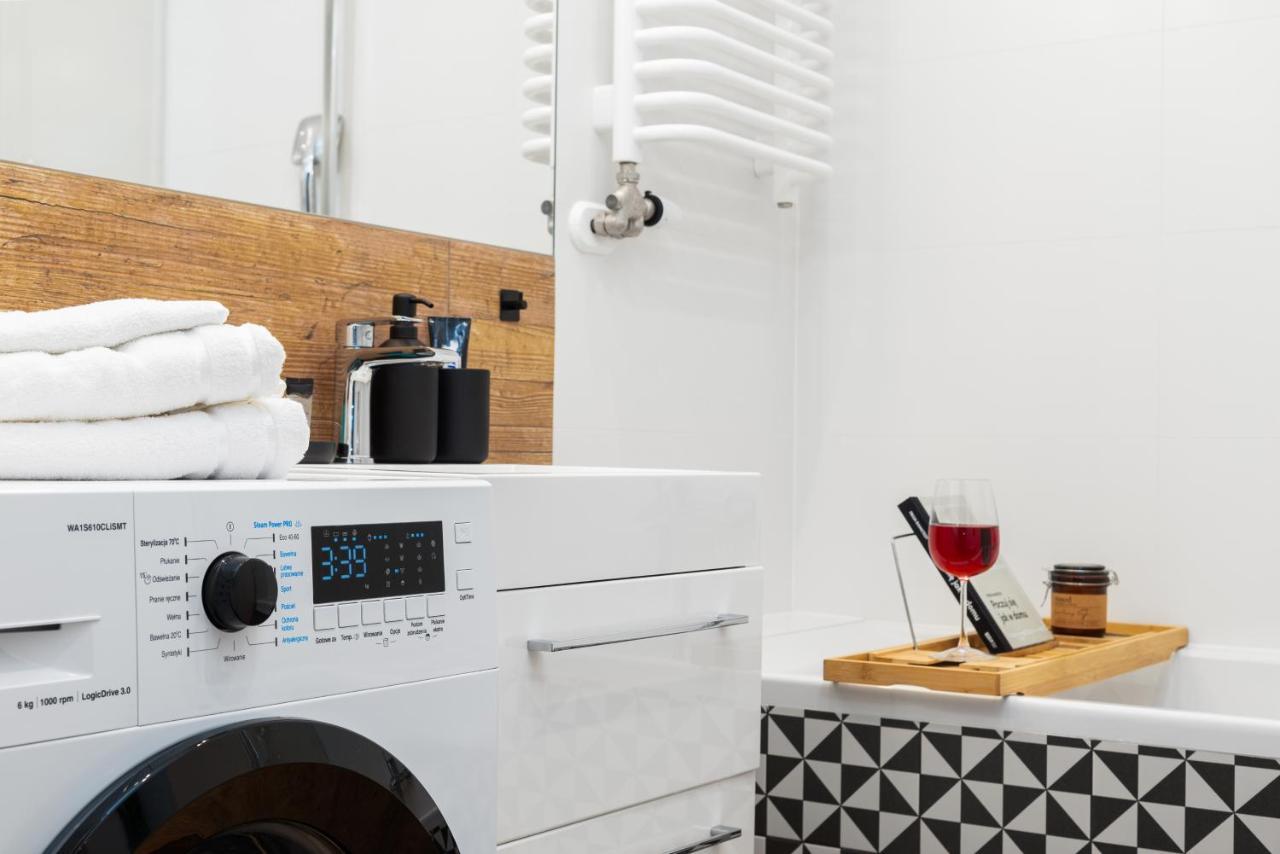 קטוביץ Kairos Apartments -Tower II Premium - Darmowy Parking, Silownia, Sauna - Scisle Centrum מראה חיצוני תמונה