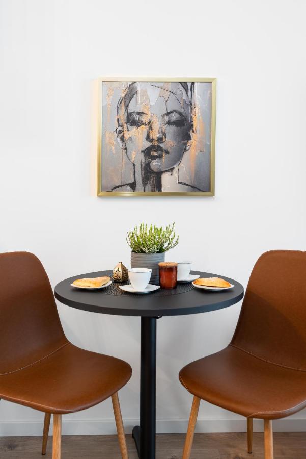 קטוביץ Kairos Apartments -Tower II Premium - Darmowy Parking, Silownia, Sauna - Scisle Centrum מראה חיצוני תמונה